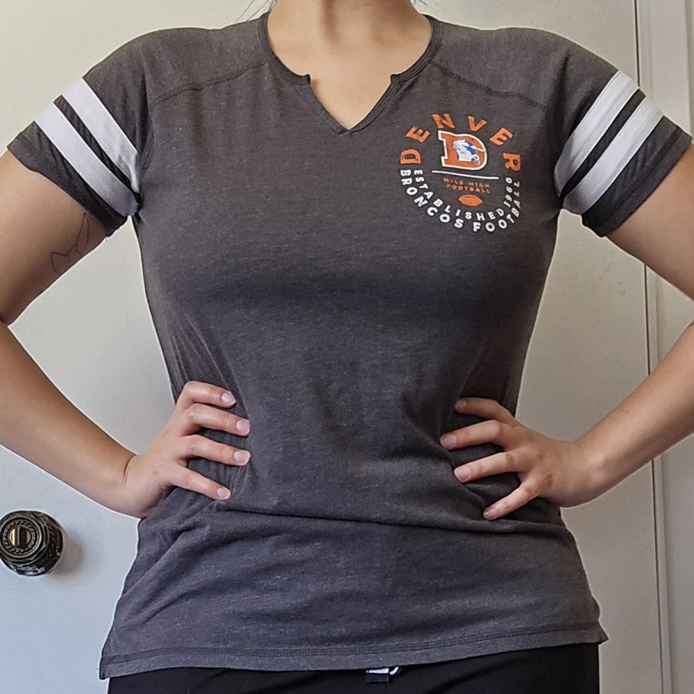 Dark Grey Denver Broncos Varsity Tee Sz M